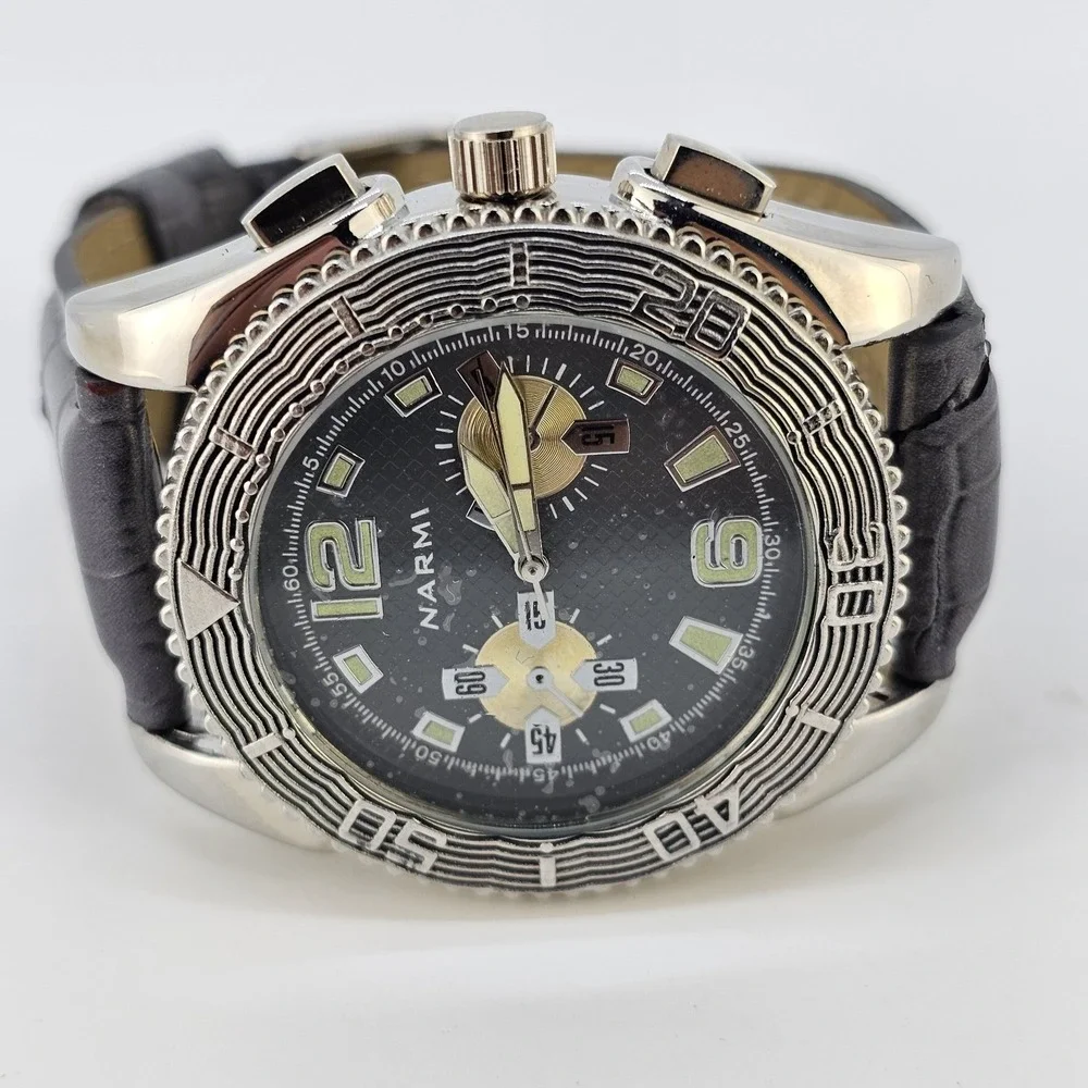 Narmi Unisex Analog Watch 45MM Dark Gray Dial Faux Leather Bands New Battery‎
